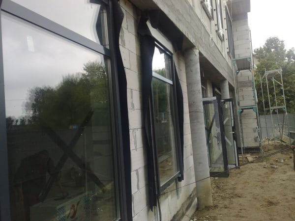 Rolety zewnętrzne – ochrona przed słońcem i włamaniem w grodzisku mazowieckim