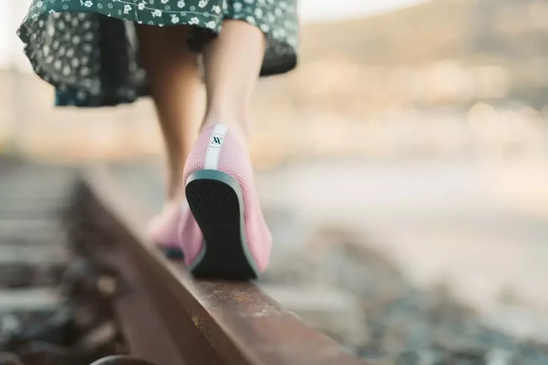 Jak dobrać damskie buty do stylizacji biznesowej?